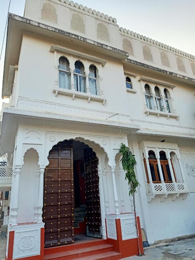 فندق Hindupura Residency ساواي مادهوبور المظهر الخارجي الصورة
